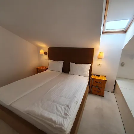 Vlad Tepes Aparthotel 3*